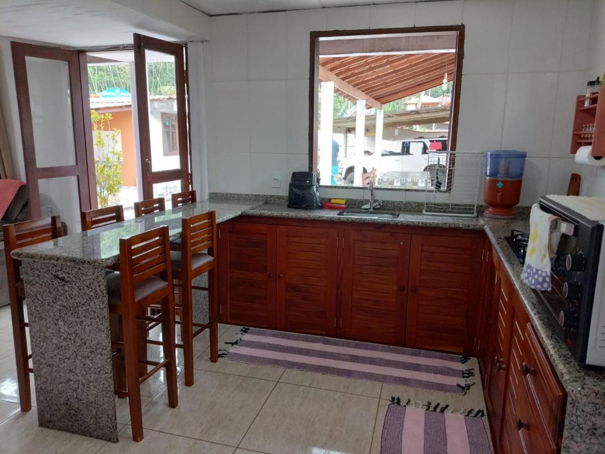 Casa Roxa Com Piscina Em Condominio Parati Exterior foto